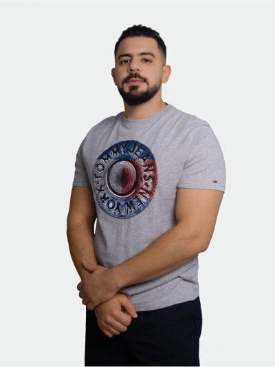 Tommy Hilfiger Men T-shirt Big Graphic Print