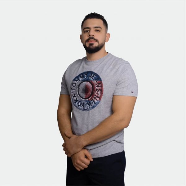 Tommy Hilfiger Men T-shirt Big Graphic Print