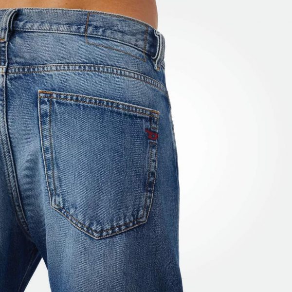 DIESEL MENS REGULAR FIT MID WAIST TAPERED LEG JEANS - Image 3