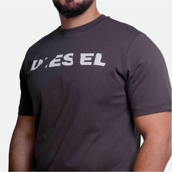Diesel Men Graphic T-shirt - Image 2