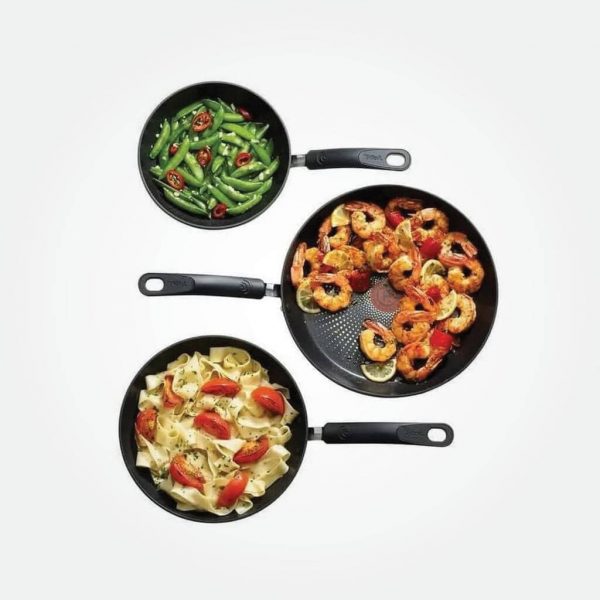 T-fal Elite 3 Piece Titanium Nonstick Skillets PFOA Free - 8" Inch - 9.75" Inch - 11.25" Inch Skillets Set - Image 3