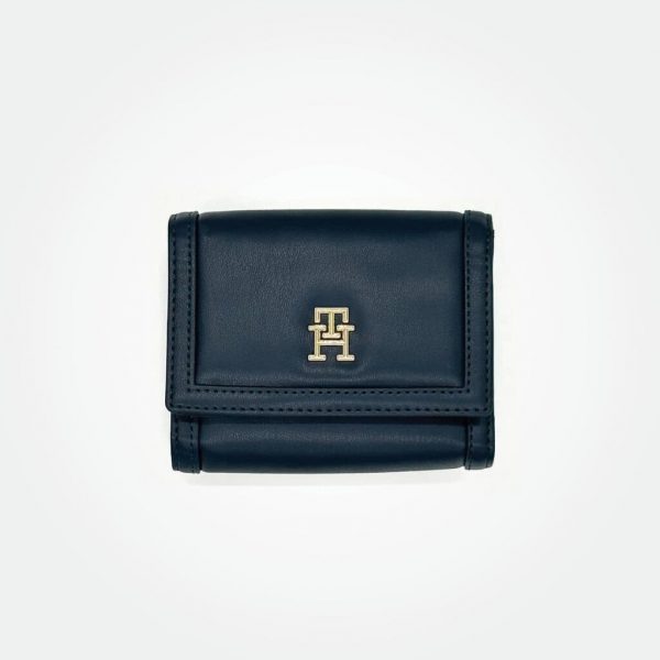 Tommy Hilfiger Women's Wallet