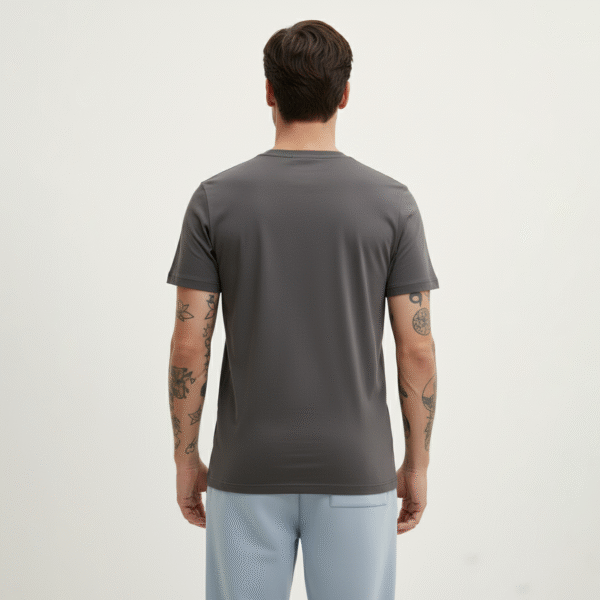 Hollister Mens Small Logo T-Shirt - Image 2