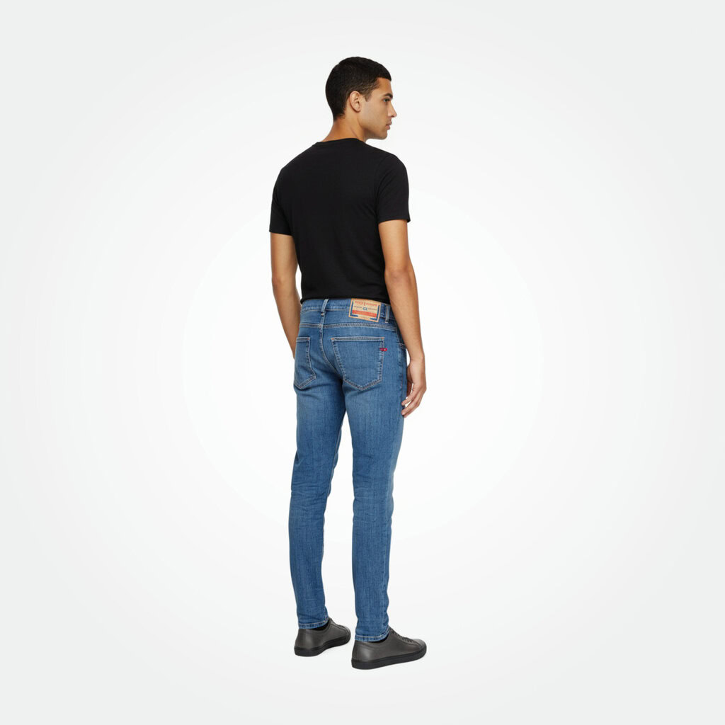 DIESEL MEN'S 2019 D-STRUKT-R0R71 SLIM JEANS 2 DIESEL MEN'S 2019 D-STRUKT-R0R71 SLIM JEANS - Image 2