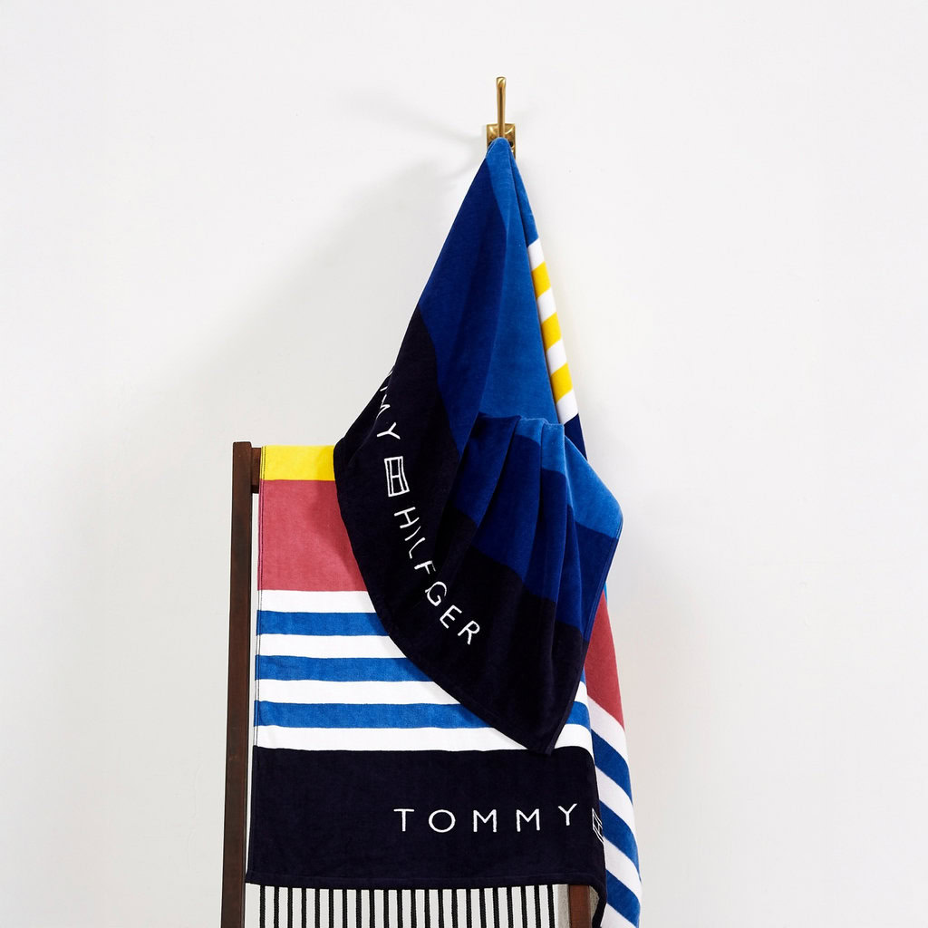 Tommy Hilfiger Sunblock Stripes Beach Towel 2 Tommy Hilfiger Sunblock Stripes Beach Towel - Image 2