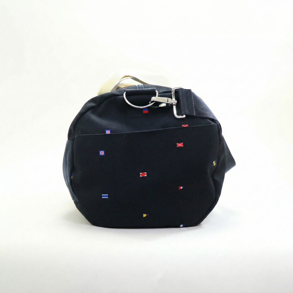 Tommy Hilfiger Large Gym Bag 3 Tommy Hilfiger Large Gym Bag - Image 3